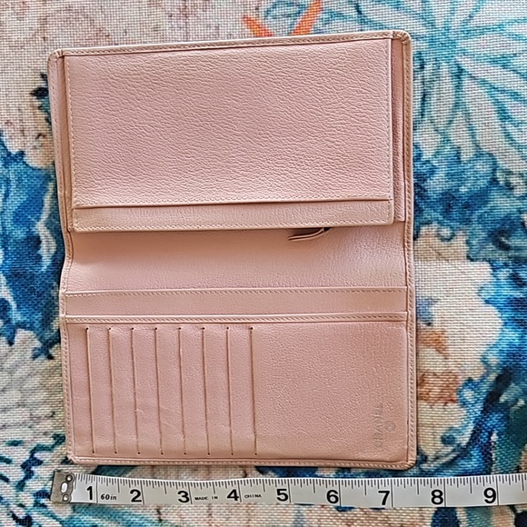 Vintage CHANEL Camellia Long Wallet - Picture 8 of 16